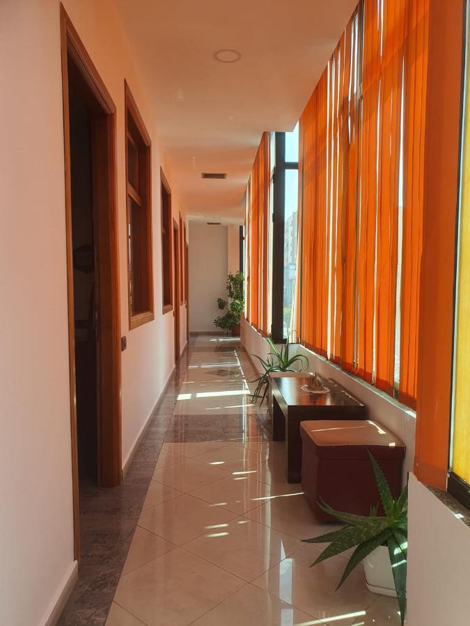 Hotel W Bush Square Фуша-Круя Экстерьер фото