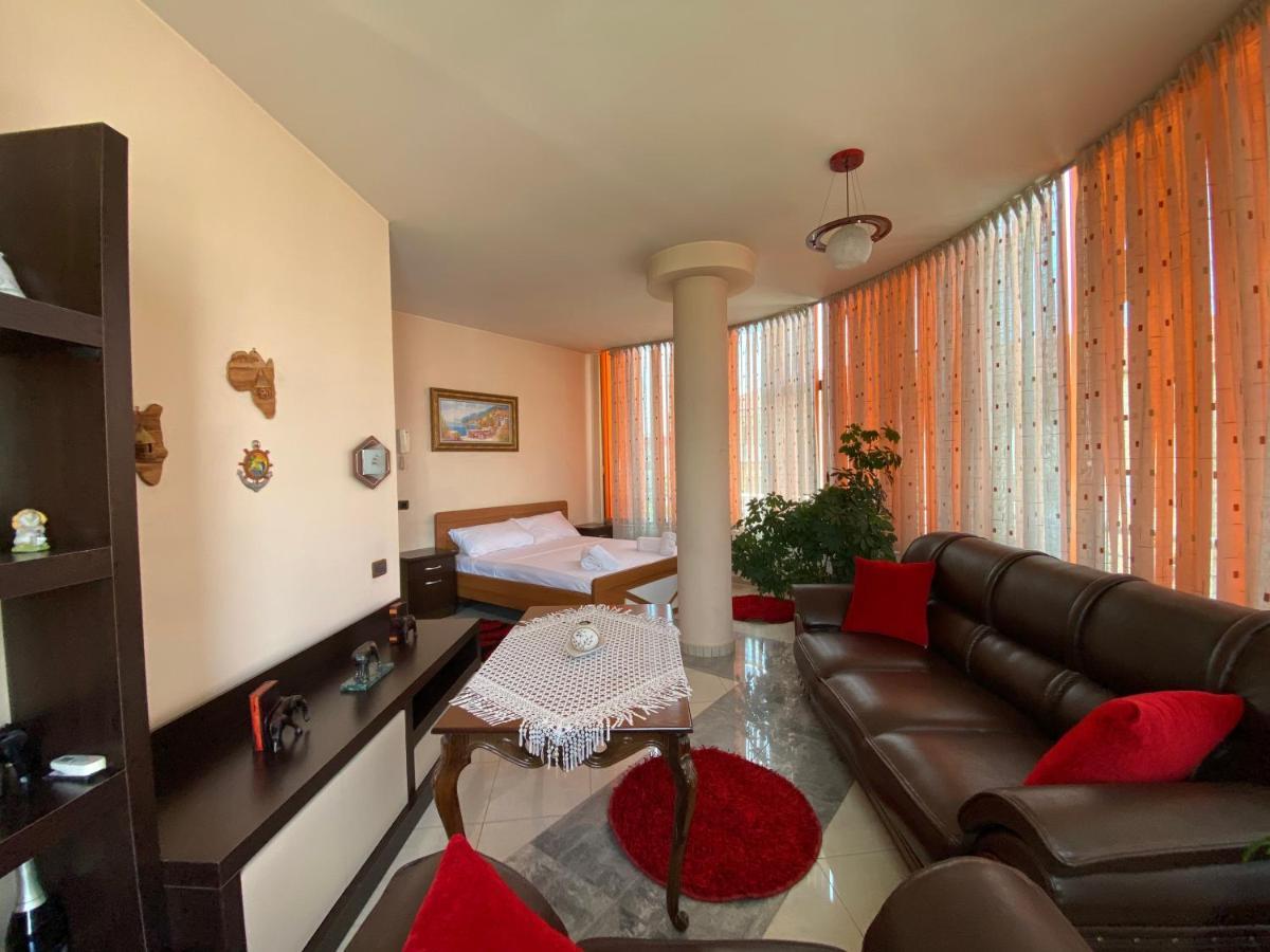 Hotel W Bush Square Фуша-Круя Экстерьер фото